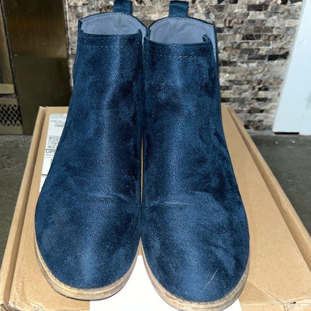 Journee Collection Rimi Blue - Picture 2 of 4